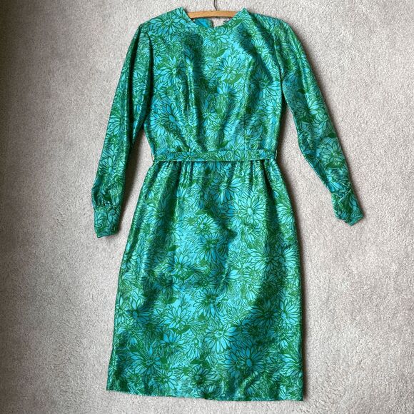 Vintage 1950s–60s Silk Floral Wiggle Dress with Belt – Union Made USA, S/M - Picture 5 of 12
